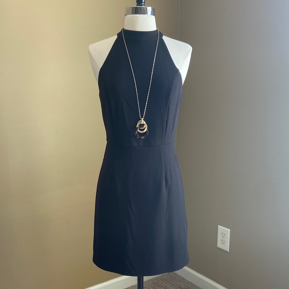 She and Sky‎ Elegant Black Halter Dress Size Large, NWT